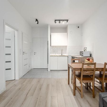 Chill Apartments Mokotow Business Park Варшава Экстерьер фото