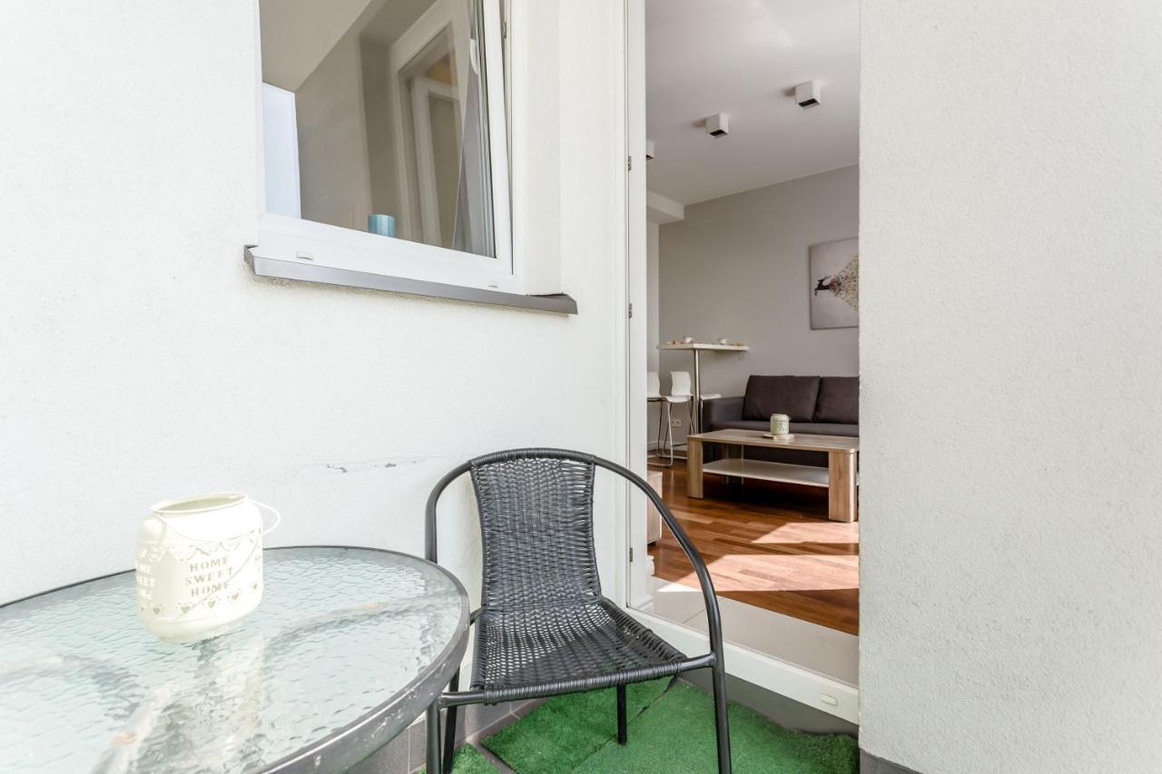Chill Apartments Mokotow Business Park Варшава Экстерьер фото