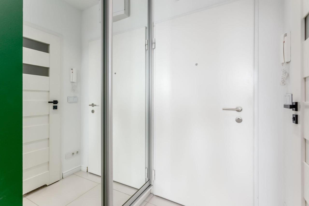 Chill Apartments Mokotow Business Park Варшава Экстерьер фото